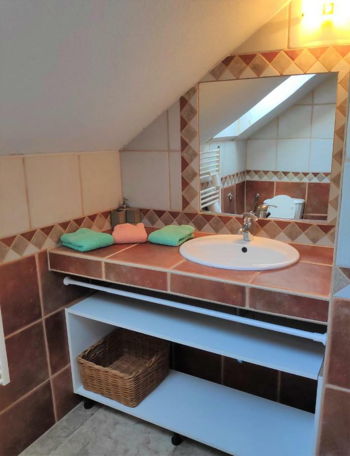 Villa Punta Blava - Beach Front, Ideal For Family Vacation With Kids, Large Terraces With Sea View, Internet, Netflix, No Pets Allowed Obrovac Exterior foto