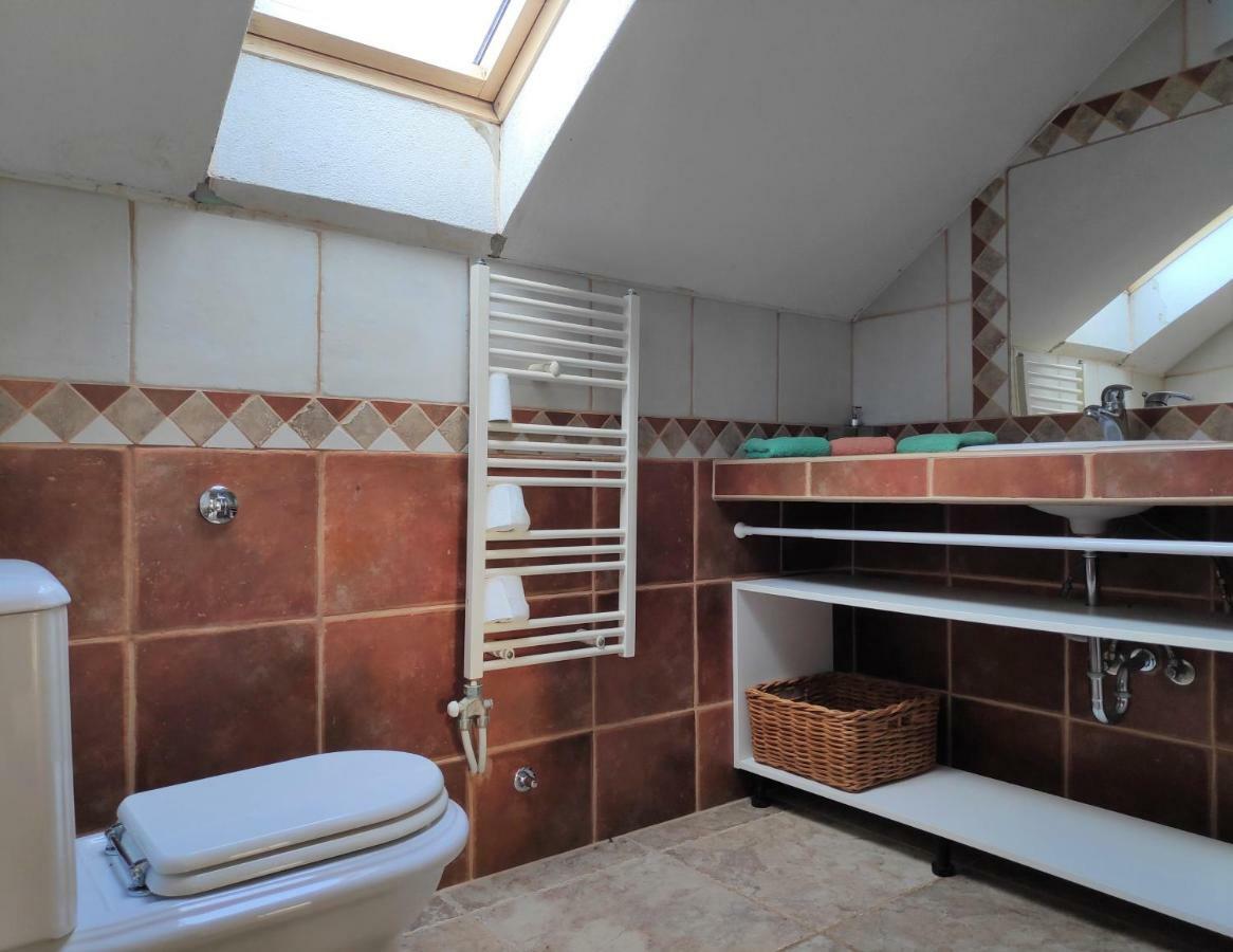 Villa Punta Blava - Beach Front, Ideal For Family Vacation With Kids, Large Terraces With Sea View, Internet, Netflix, No Pets Allowed Obrovac Exterior foto