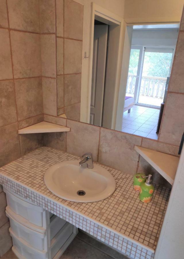 Villa Punta Blava - Beach Front, Ideal For Family Vacation With Kids, Large Terraces With Sea View, Internet, Netflix, No Pets Allowed Obrovac Exterior foto